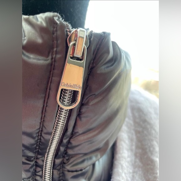 Calvin Klein women’s wool puffer coat size large - Picture 7 of 7